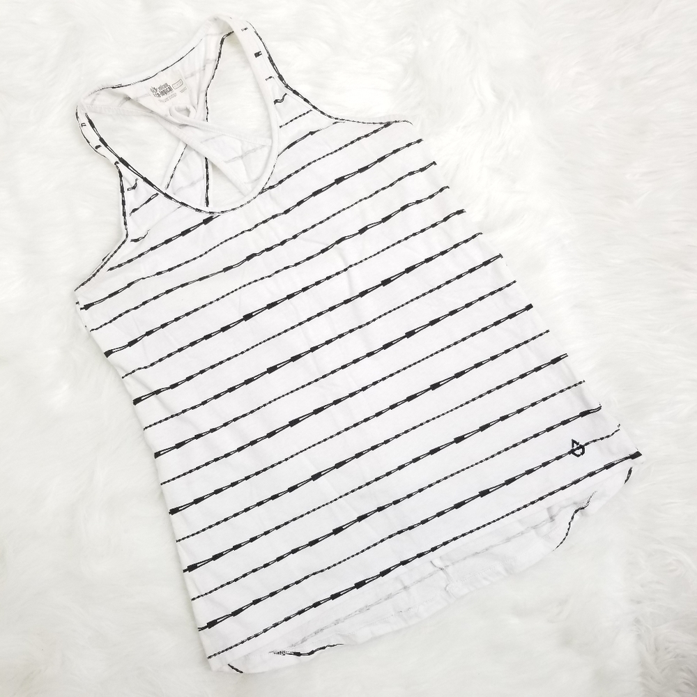VOLCOM Tanks - Picture 6 of 8